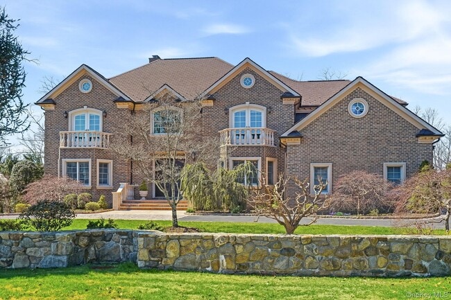 Building Photo - 590 West St