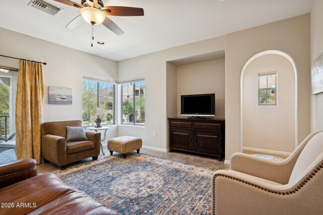 Building Photo - 3935 E Rough Rider Rd