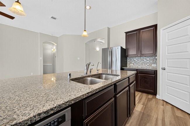 Building Photo - 17914 Logans Pine Dr