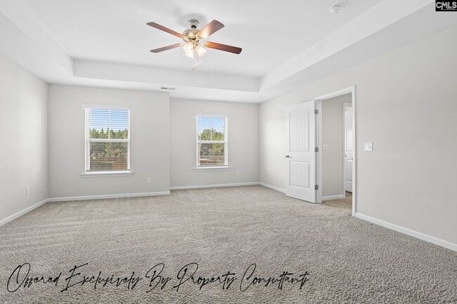 Building Photo - 13 Spinney Ct