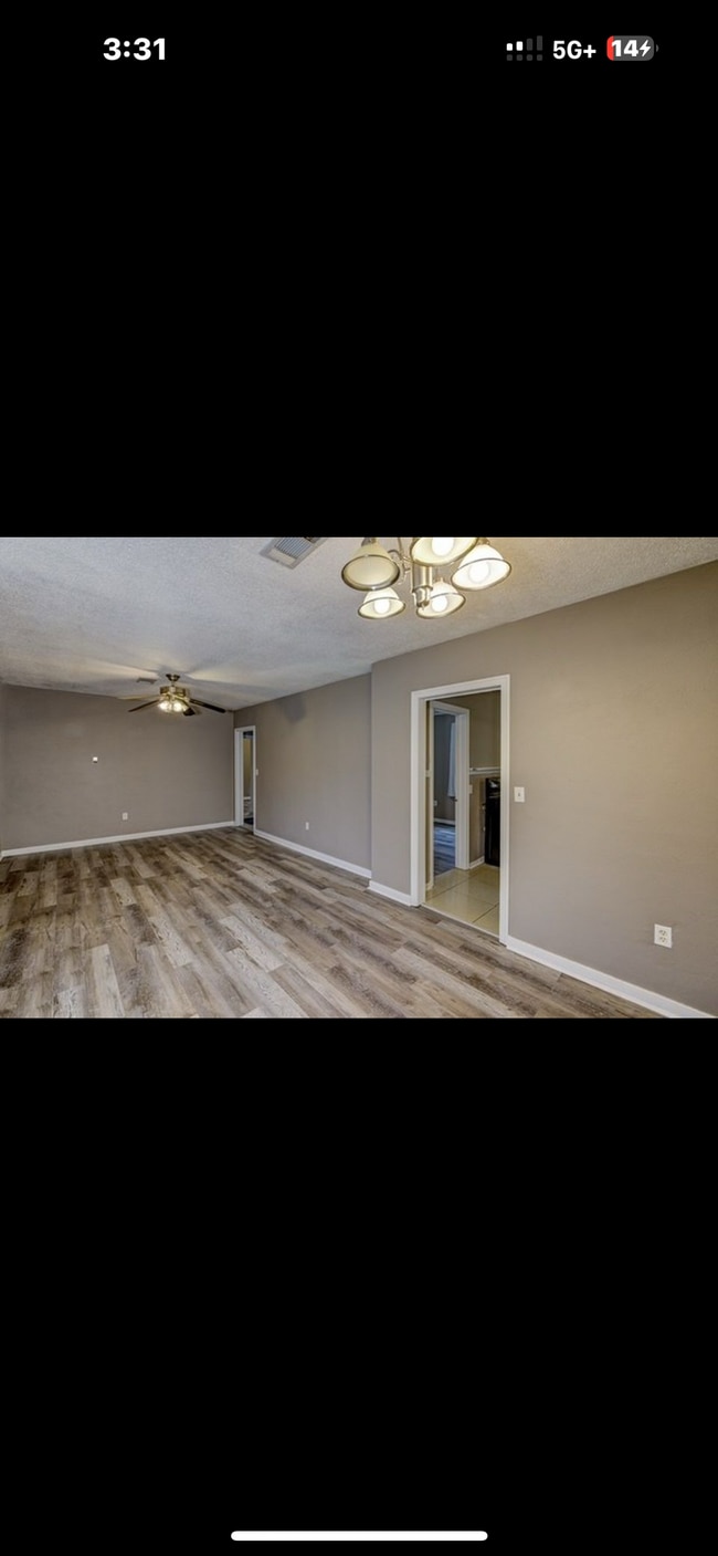 Building Photo - 201 Lightcap Blvd