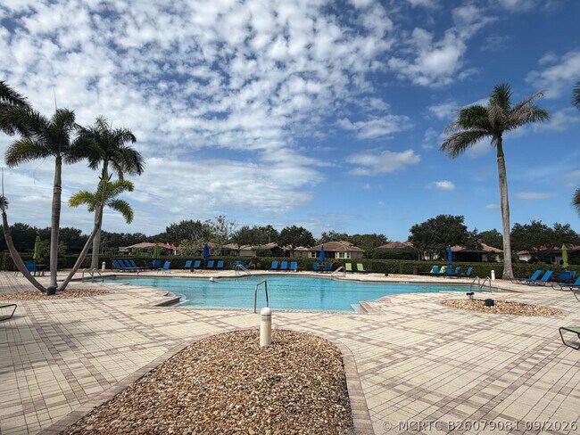 Building Photo - 8000 Carnoustie Pl