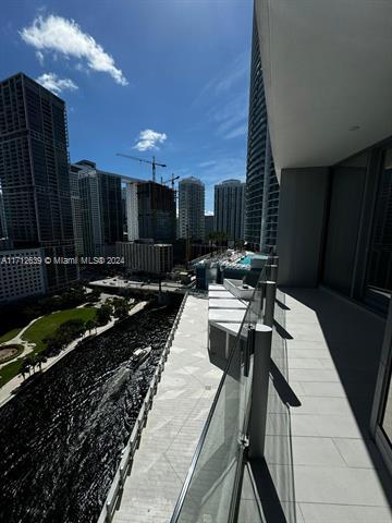 Building Photo - 300 Biscayne Boulevard Way