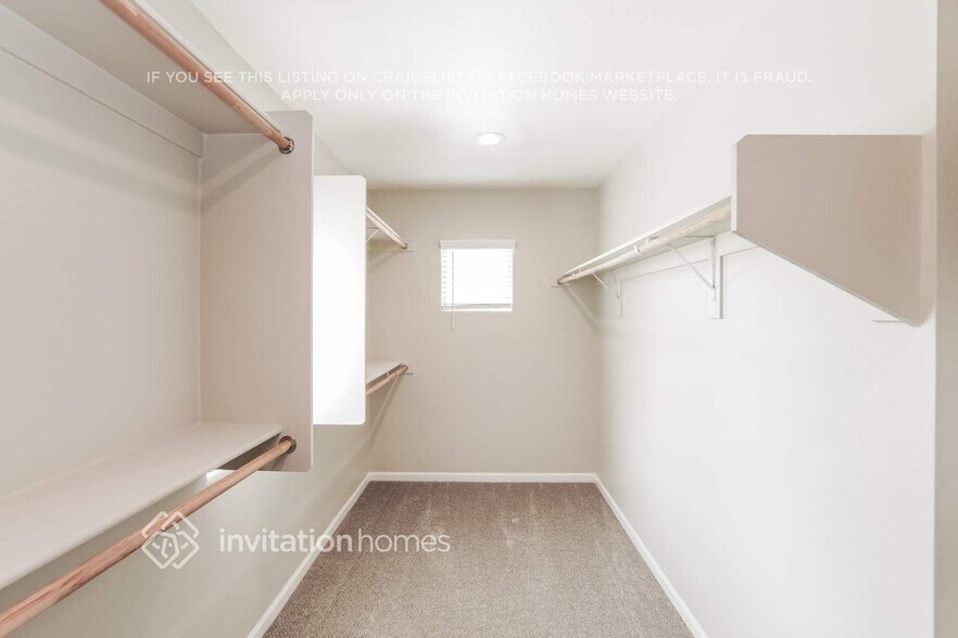 Building Photo - 5042 N 189th Dr