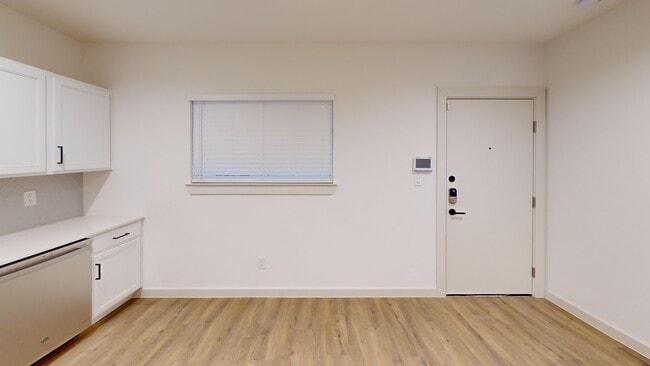 Building Photo - Beaux House at Bishop Ridge