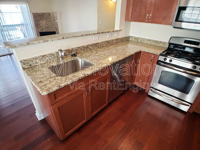 Building Photo - 8425 Pebble Creek Way