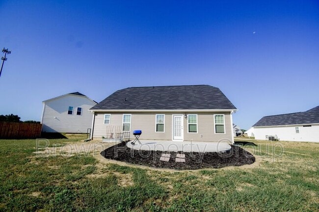 Building Photo - 5967 Gator Wy