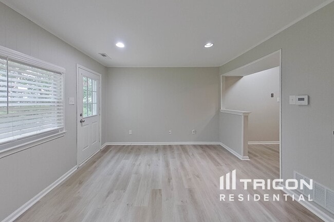 Building Photo - 22 Beaver Hill Rd