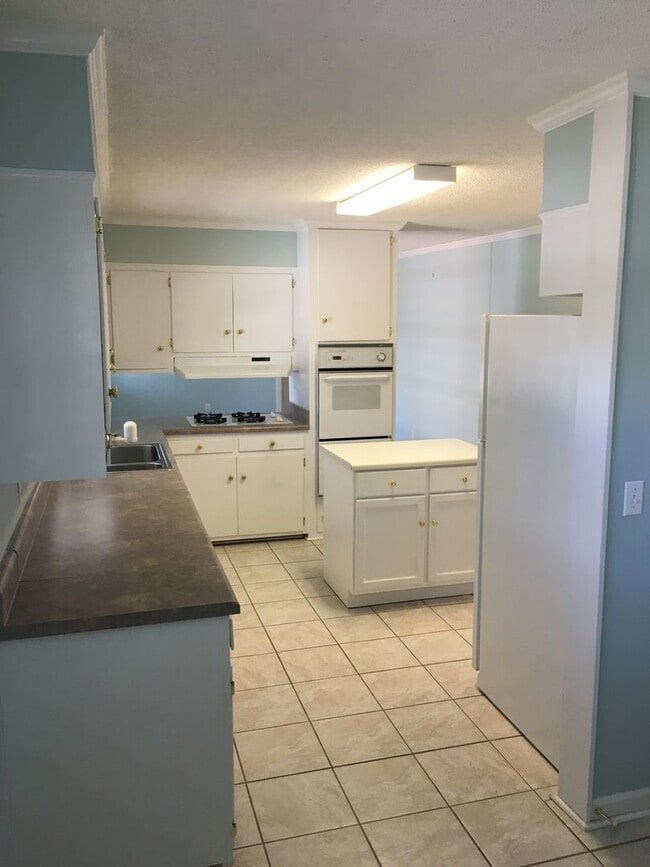 Building Photo - 3/2 House in Maplewood $1,795