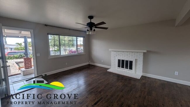 Building Photo - Updated Three Bedroom