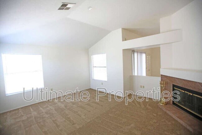 Building Photo - 6853 N 78th Ave