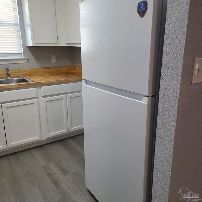 Building Photo - 2407 N 8th Ave