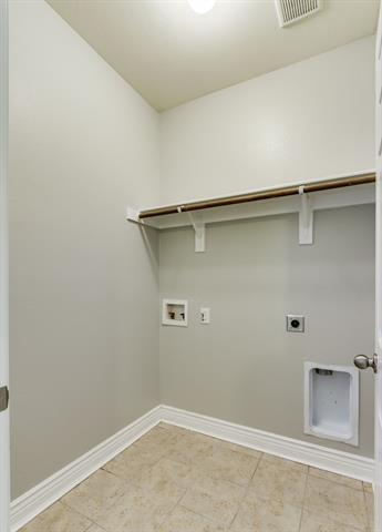 Building Photo - 1229 Artesia Dr