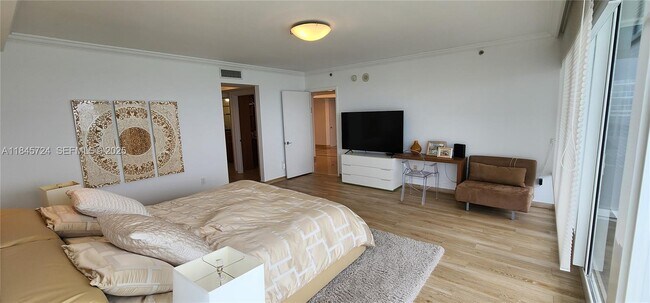 Building Photo - 19111 Collins Ave