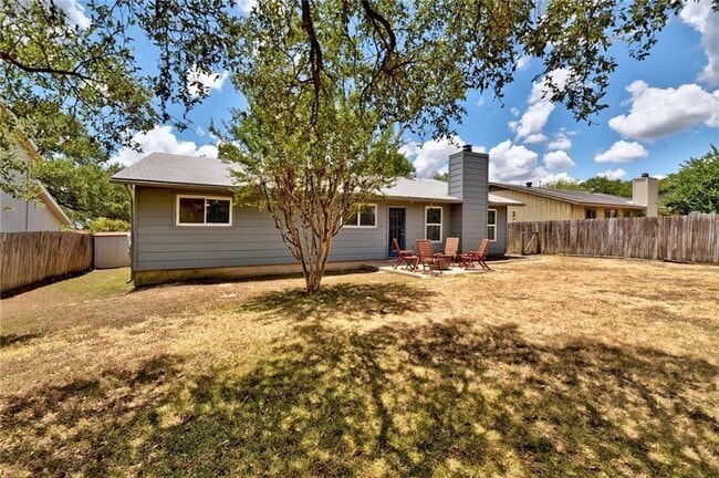 Building Photo - 8308 Roan Ln