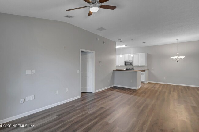 Building Photo - 13843 Herons Landing Way