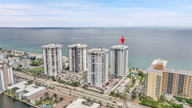 Building Photo - 2301 S Ocean Dr