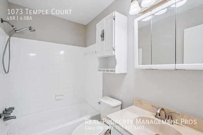 Building Photo - 1073 Temple Ct