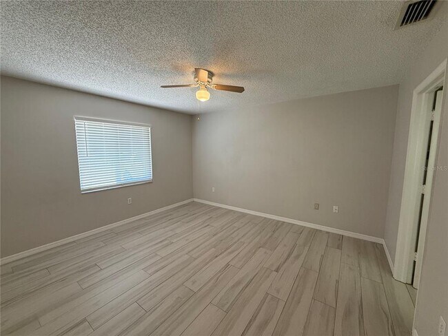 Building Photo - 20392 Andover Ave