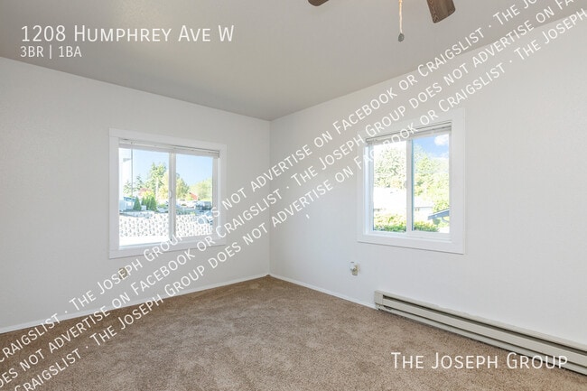 Building Photo - 1208 Humphrey Ave W