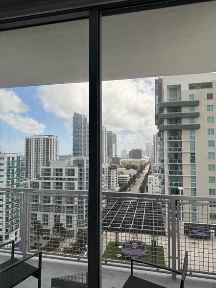 Building Photo - 2500 Biscayne Blvd