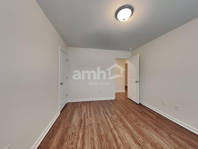 Building Photo - 264 Andrew Jackson Ct