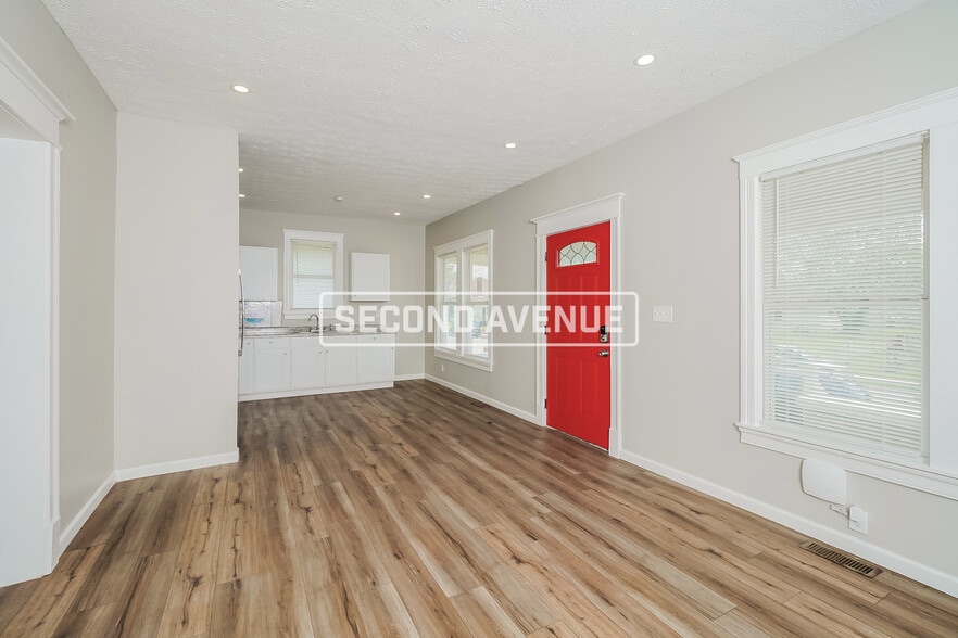 Building Photo - 2117 Osage Ave
