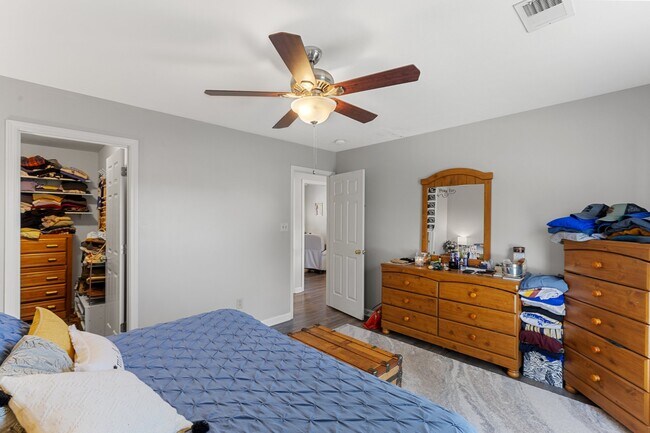 Building Photo - 3336 Pueblo Ct