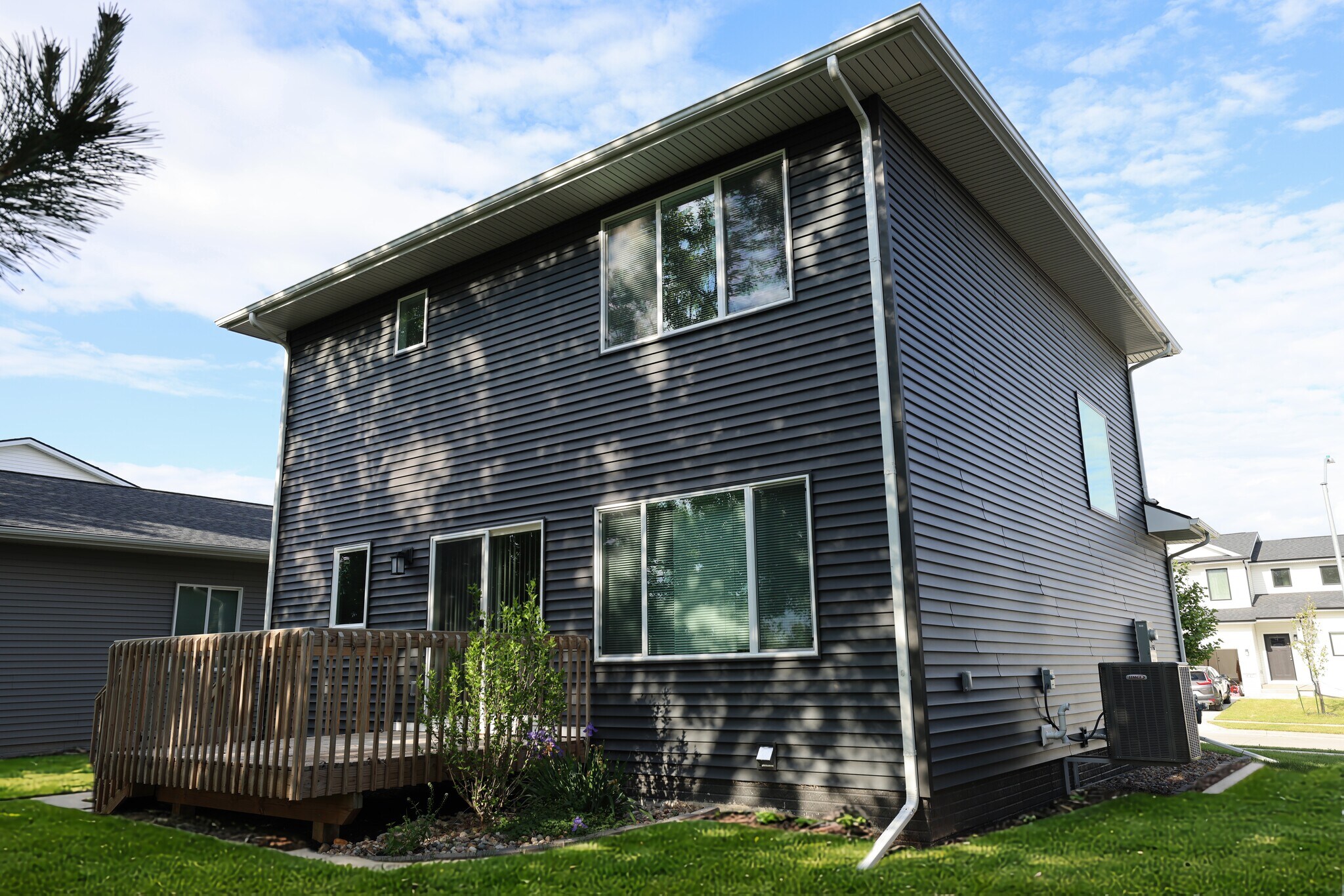 Building Photo - 4728 167th St