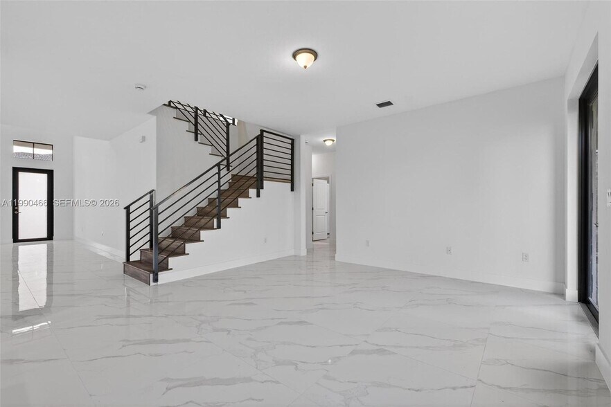 Building Photo - 15441 SW 20th Ln