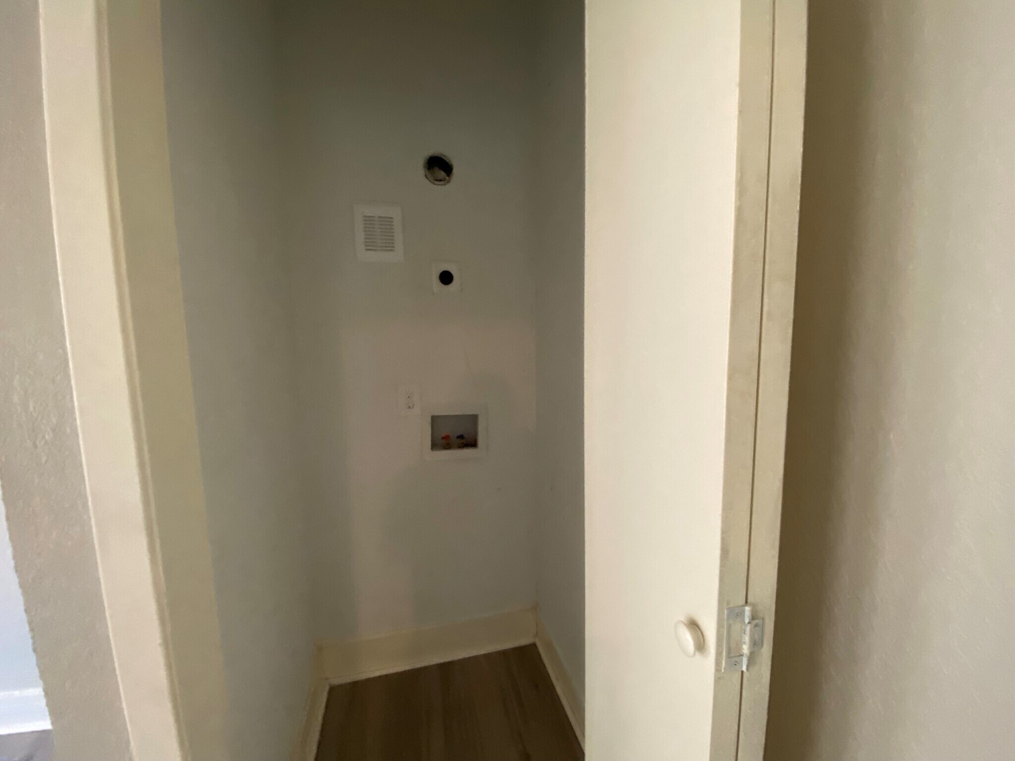 Stackable Utility Closet - 3020 Sappington Pl