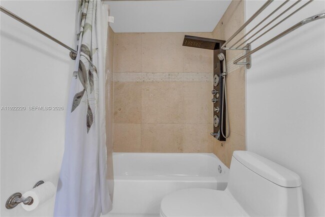 Building Photo - 16508 NE 26th Ave