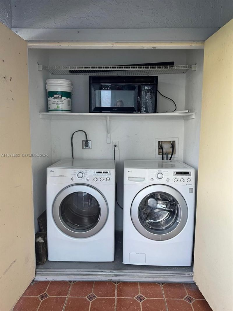 Building Photo - 15067 SW 103rd Ter