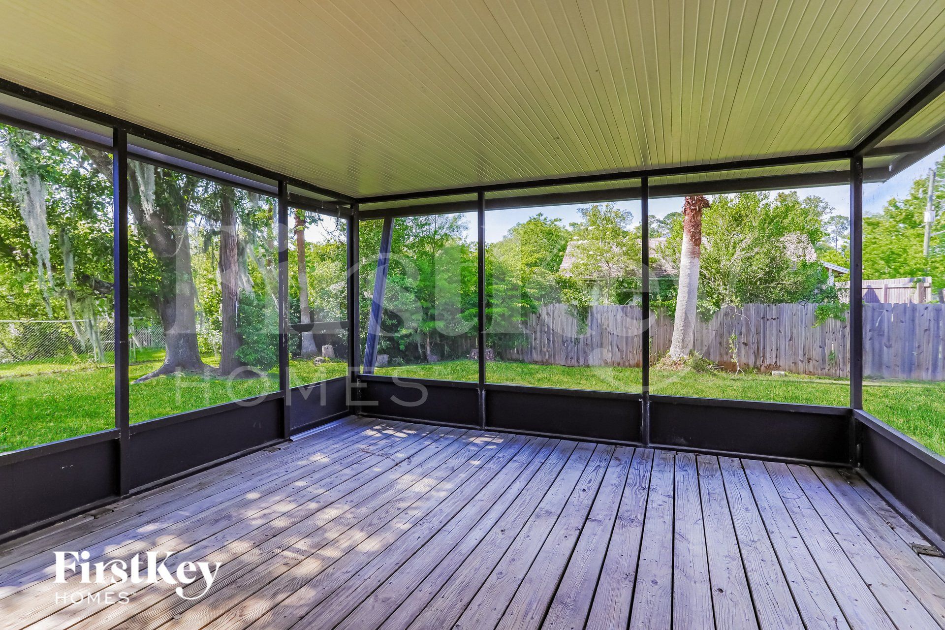 Building Photo - 5323 Thoroughbred Blvd