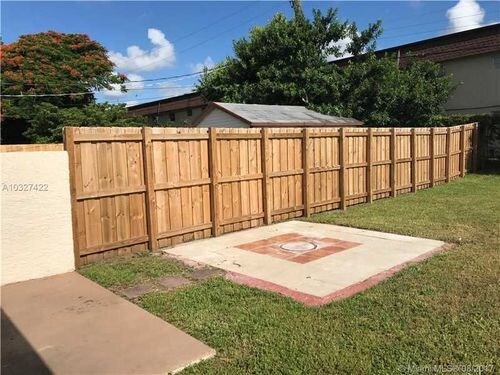 Building Photo - 4471 SW 54th Ct