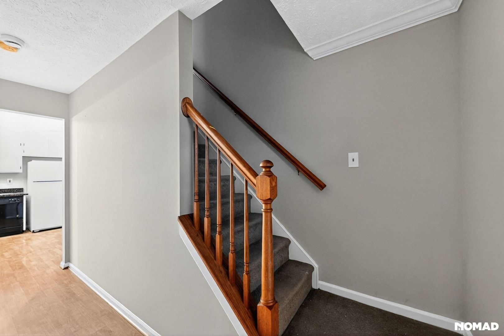 Building Photo - 8204 Coneflower Way