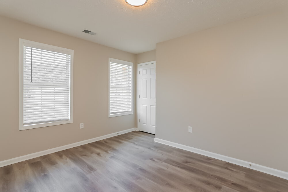 Building Photo - 733 Sinclair Way