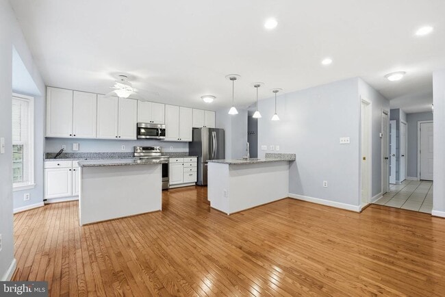 Building Photo - 9236 Northedge Dr