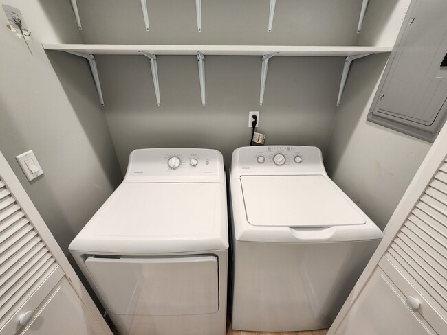 ADU - 13863 Burton St