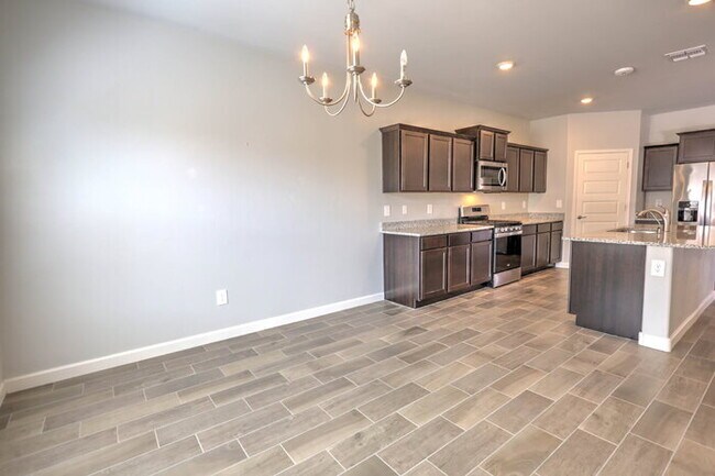 Building Photo - Santa Cruz Meadows