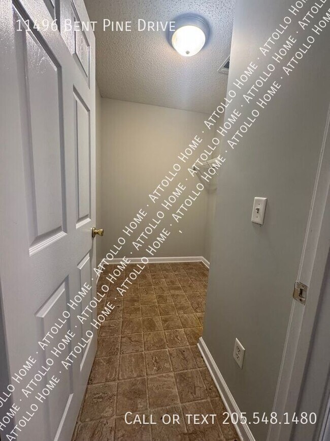 Building Photo - 11496 Bent Pine Dr