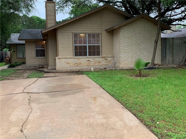 Primary Photo - 8009 Clydesdale Dr