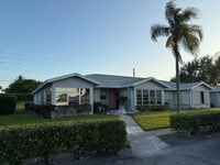 Building Photo - 14676 Canalview Dr