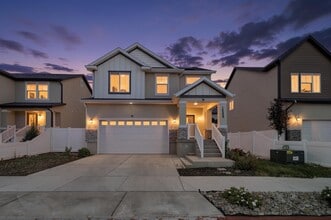 Building Photo - 12356 Eovaldi Ave