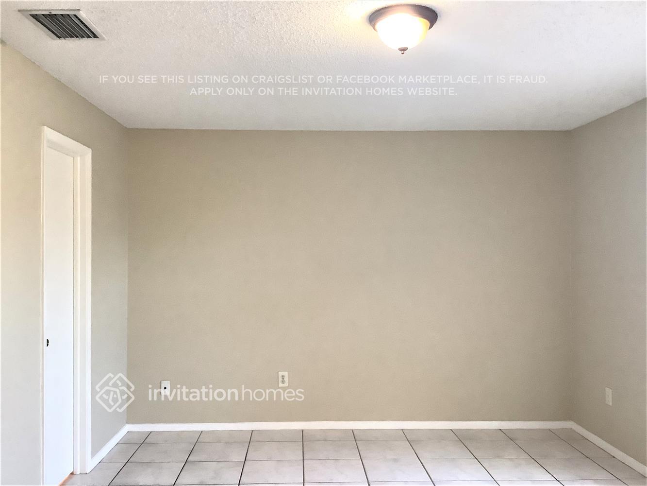 Building Photo - 1242 Tuxford Dr