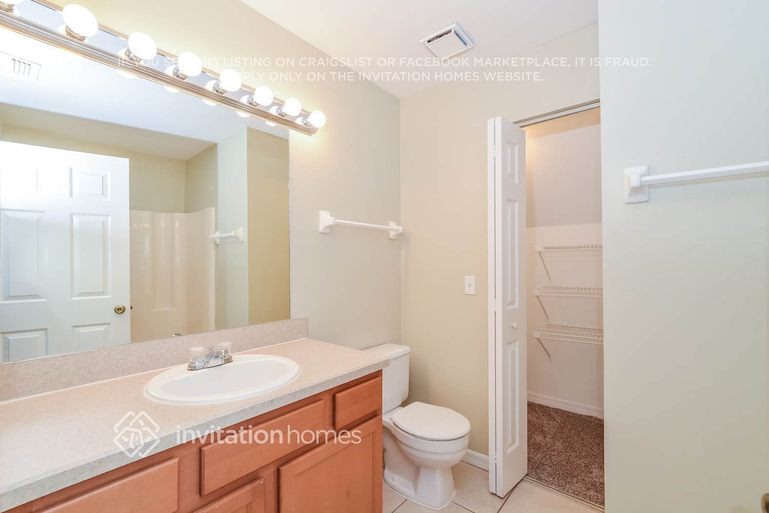 Building Photo - 202 Ashford Pl