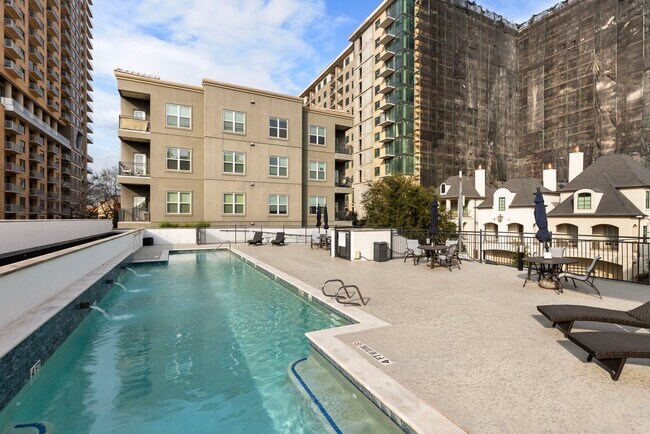 Building Photo - 1010 Rosine St