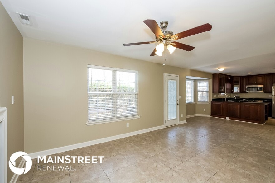 Building Photo - 6209 Forest Pond Dr