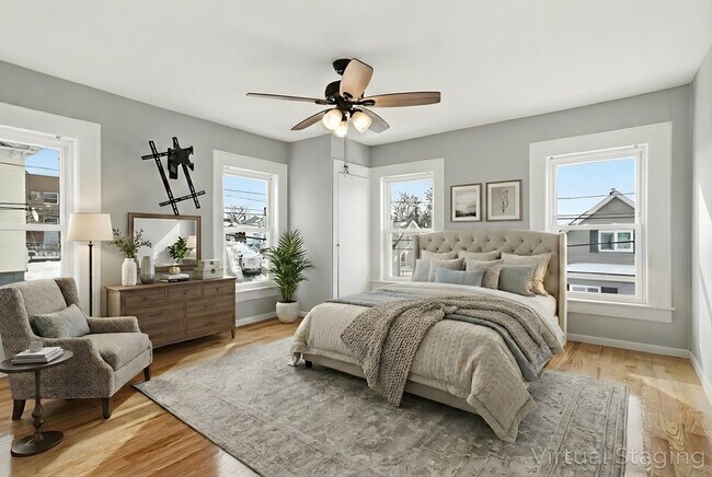 Building Photo - 116 Coburn St