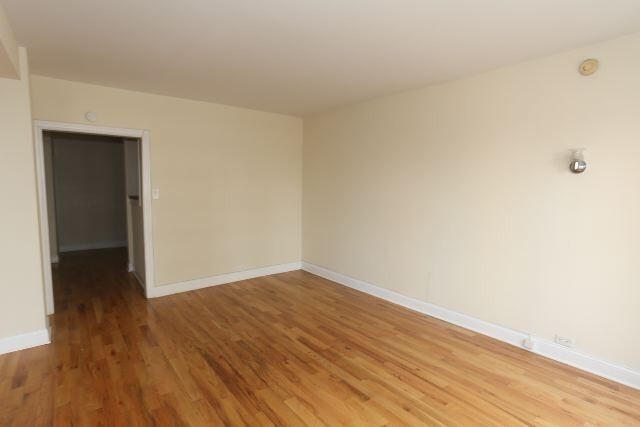 Building Photo - 1314 N Dearborn